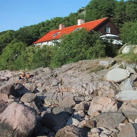 Asgot - 15m From The Sea By Interhome *